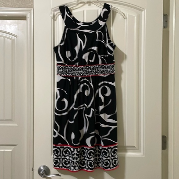 White House Black Market Dresses & Skirts - WHBM Medium Sleeveless black with white prints and red trim Midi Dress